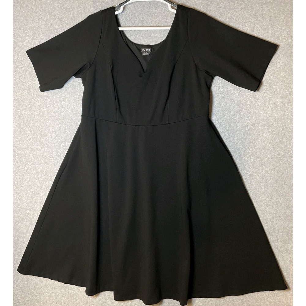 City Chic Cute Girl Dress XL/22 Fit Flare Black Pockets Half‎ Sleeve Classic